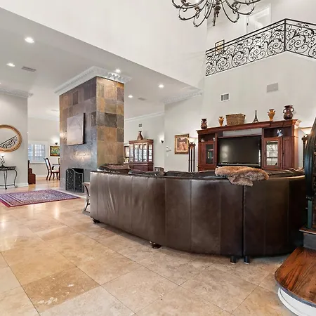 Luxury Mason Villa
